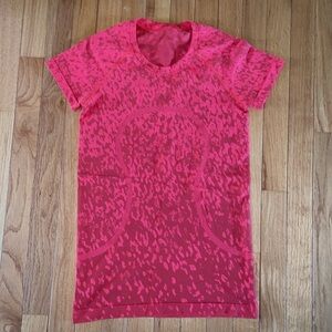 Lululemon Swiftly Tech Short Sleeve